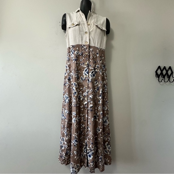 Chablis Dresses & Skirts - Vintage x Chablis Beige and Brown Sleeveless Maxi